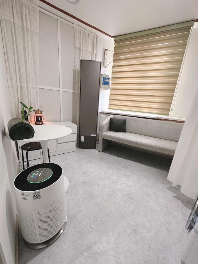 The Bay Cube House Female Only Hotel Guri Exterior foto